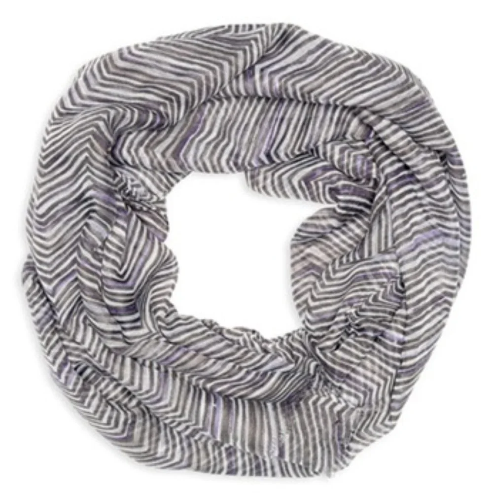 NWT THIRTY-ONE Zig Zag Zoom Avenue Scarf | SZ 74